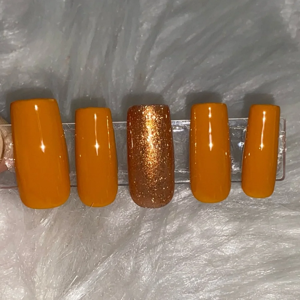 10pcs Medium Square Orange with Orange Glitter Accent Press on Nails